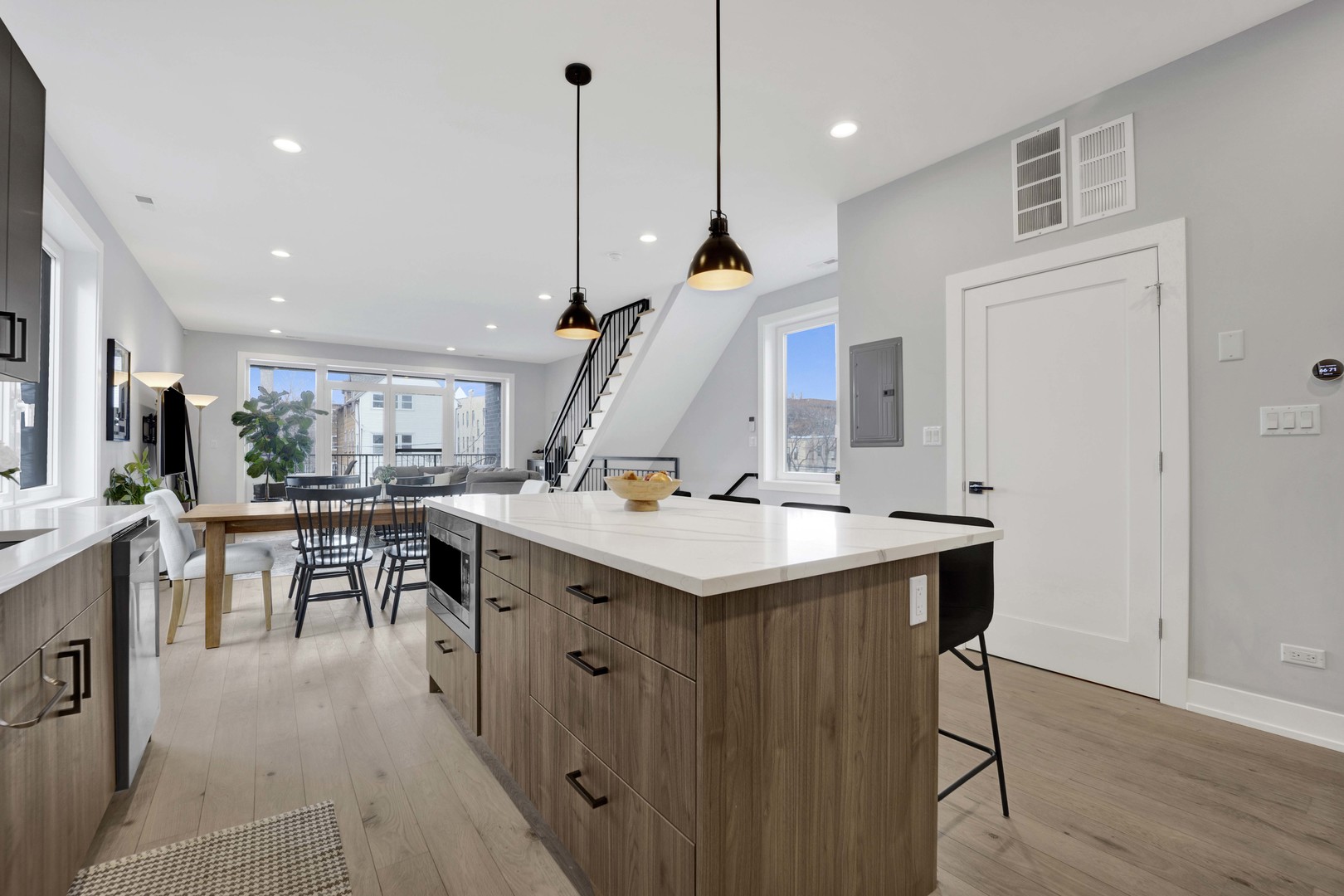 1932 N Drake Avenue 2W