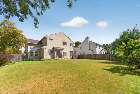 Tiny photo for 251 Winslow Way, Lake In The Hills, IL 60156 (MLS # 12759462)