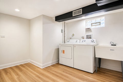 Tiny photo for 8818 S 55th Court, Oak Lawn, IL 60453 (MLS # 12669610)