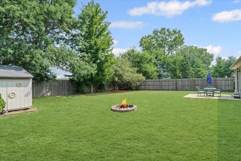 Tiny photo for 1204 Edgeview Drive, Mahomet, IL 61853 (MLS # 12440318)