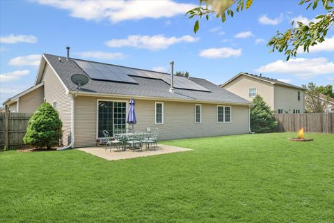 Tiny photo for 1204 Edgeview Drive, Mahomet, IL 61853 (MLS # 12440318)