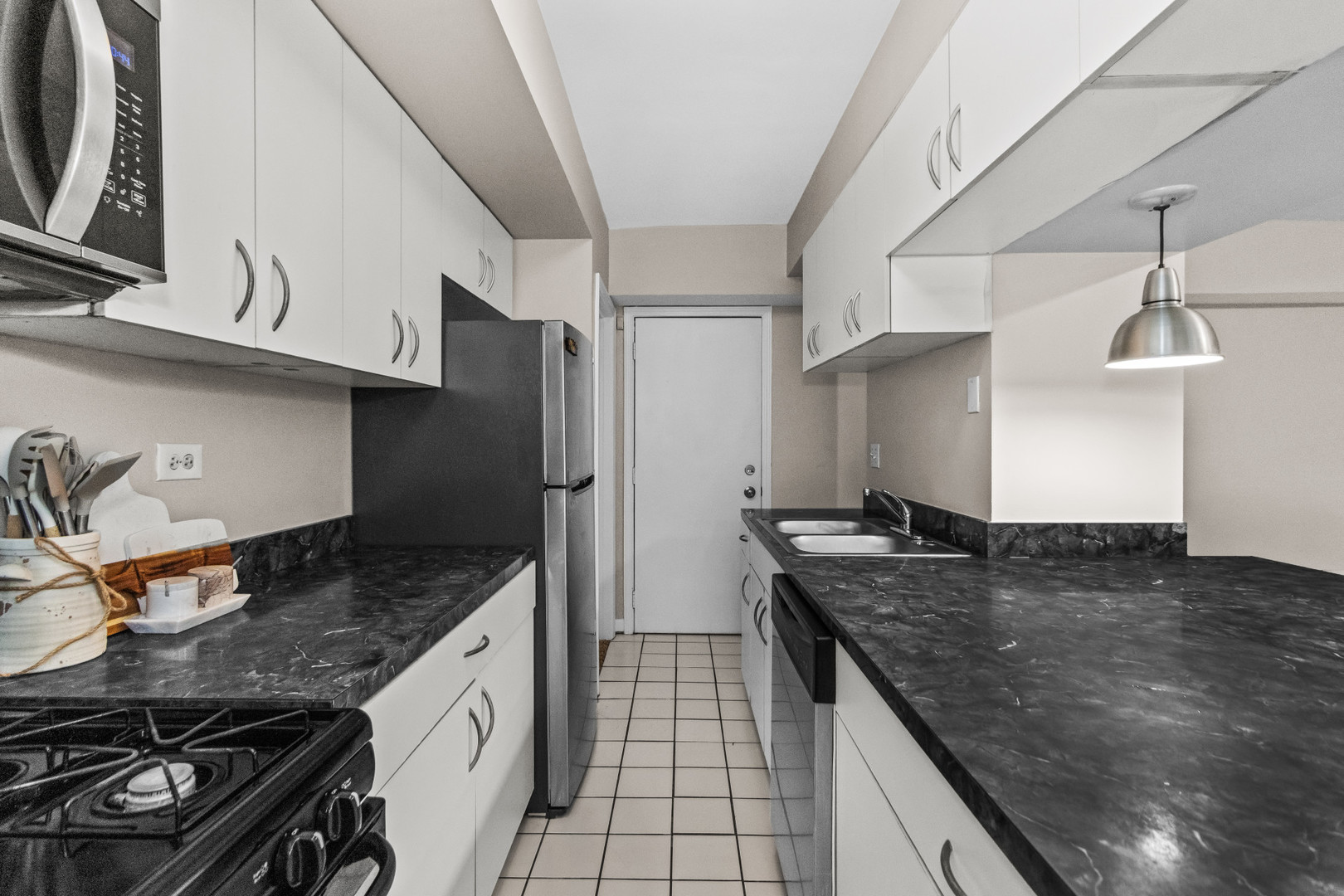 4527 S Drexel Boulevard 1W