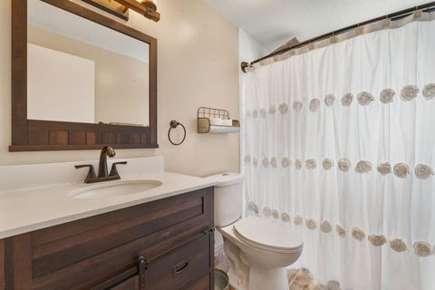 Tiny photo for 1822 Cody Street, Bettendorf, IA 52722 (MLS # 12617621)