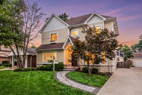 Tiny photo for 1341 Brophy Avenue, Park Ridge, IL 60068 (MLS # 12754627)