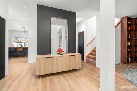 Tiny photo for 951 Canyon Trail Court, Yorkville, IL 60560 (MLS # 12563356)