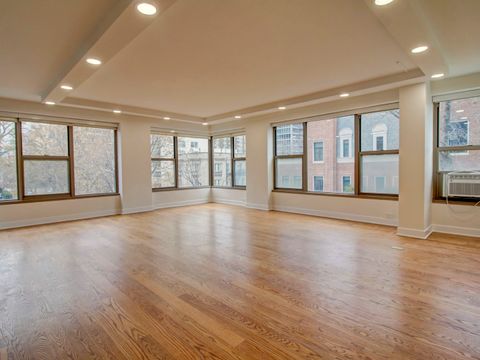 Tiny photo for 2970 N Lake Shore Drive #4D-4E, Chicago, IL 60657 (MLS # 12525600)