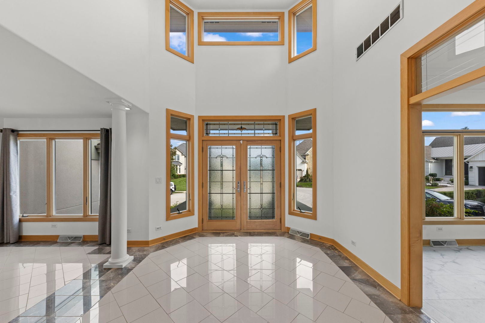 13258 Lakepoint Drive