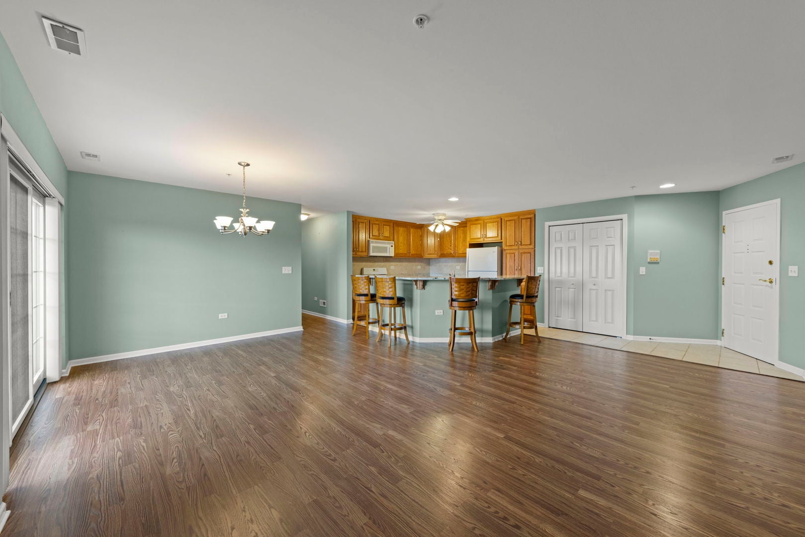 710 W 63rd Street 203