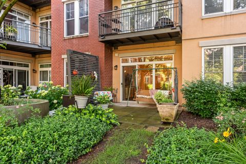 Tiny photo for 7243 Madison Street #204, Forest Park, IL 60130 (MLS # 12678542)