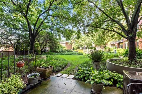 Tiny photo for 7243 Madison Street #204, Forest Park, IL 60130 (MLS # 12678542)