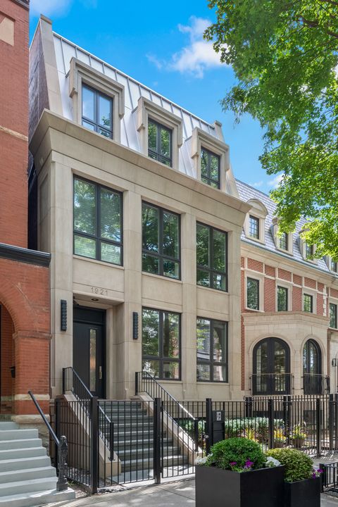 Photo of 1921 N Dayton Street, Chicago, IL 60614 (MLS # 12479699)