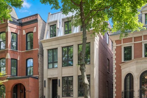 Tiny photo for 1921 N Dayton Street, Chicago, IL 60614 (MLS # 12479699)