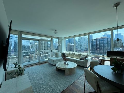 757 N Orleans Street 1206 Chicago IL 60601