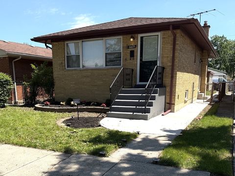 Photo of 11635 S Justine Street, Chicago, IL 60643 (MLS # 12643742)