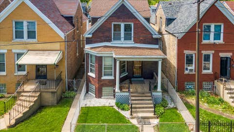 Photo of 838 N Homan Avenue, Chicago, IL 60651 (MLS # 12697335)
