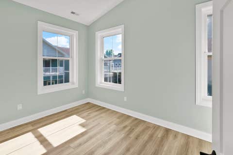 Tiny photo for 13 Great Loop West Drive, Ottawa, IL 61350 (MLS # 12652312)