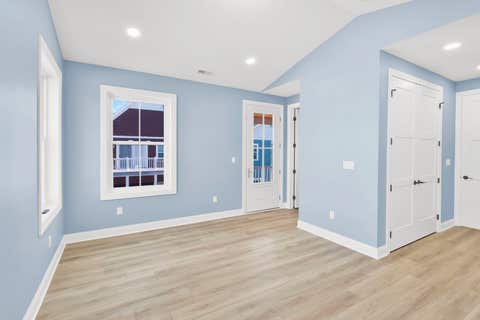 Tiny photo for 13 Great Loop West Drive, Ottawa, IL 61350 (MLS # 12652312)
