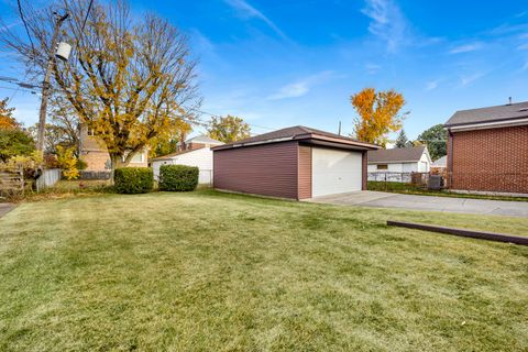 Tiny photo for 2223 S 7th Avenue, North Riverside, IL 60546 (MLS # 12513876)