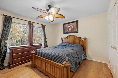 Tiny photo for 725 Heath Court, Westmont, IL 60559 (MLS # 12514089)