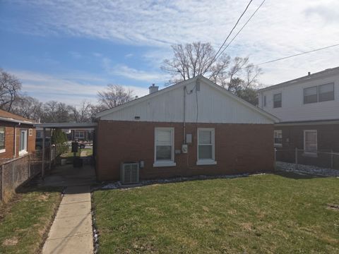 Tiny photo for 14838 CHAMPLAIN Avenue, Dolton, IL 60419 (MLS # 12627298)