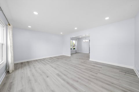 Tiny photo for 88 Hesterman Drive, Glendale Heights, IL 60139 (MLS # 12523366)