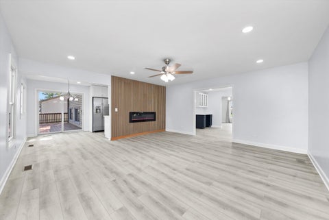 Tiny photo for 88 Hesterman Drive, Glendale Heights, IL 60139 (MLS # 12523366)