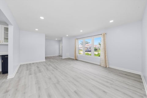 Tiny photo for 88 Hesterman Drive, Glendale Heights, IL 60139 (MLS # 12523366)