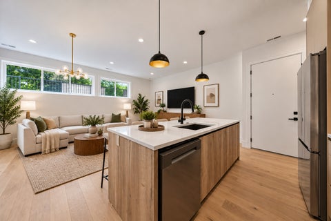 Tiny photo for 1244 N Kedzie Avenue #1, Chicago, IL 60651 (MLS # 12760244)