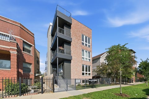 Photo of 1244 N Kedzie Avenue #1, Chicago, IL 60651 (MLS # 12760244)