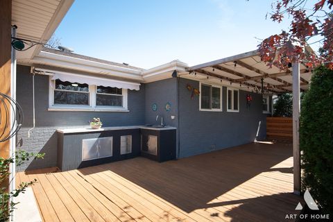 Tiny photo for 900 TOMAWADEE Drive, Park Ridge, IL 60068 (MLS # 12614312)