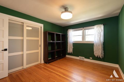 Tiny photo for 900 TOMAWADEE Drive, Park Ridge, IL 60068 (MLS # 12614312)