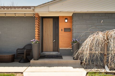 Tiny photo for 900 TOMAWADEE Drive, Park Ridge, IL 60068 (MLS # 12614312)