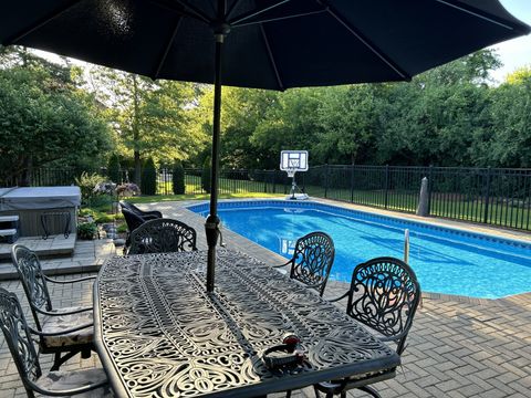 Tiny photo for 1109 Edwards Drive, Batavia, IL 60510 (MLS # 12593293)