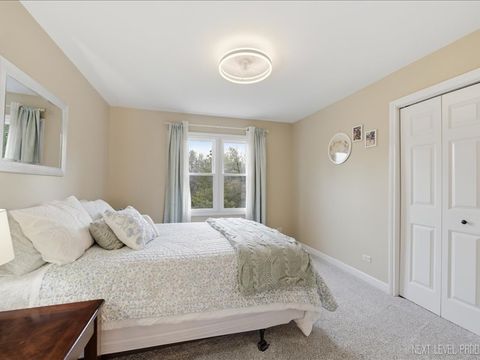 Tiny photo for 1109 Edwards Drive, Batavia, IL 60510 (MLS # 12593293)