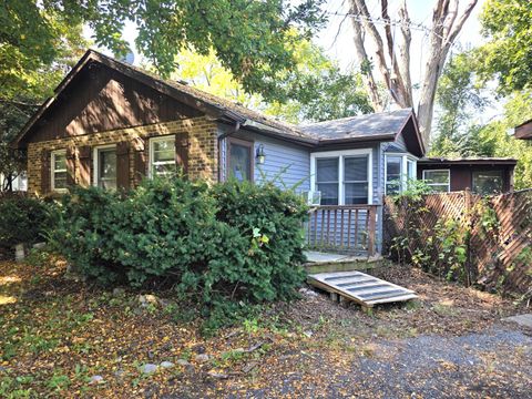 26814 N Genesee Street Wauconda IL 60084