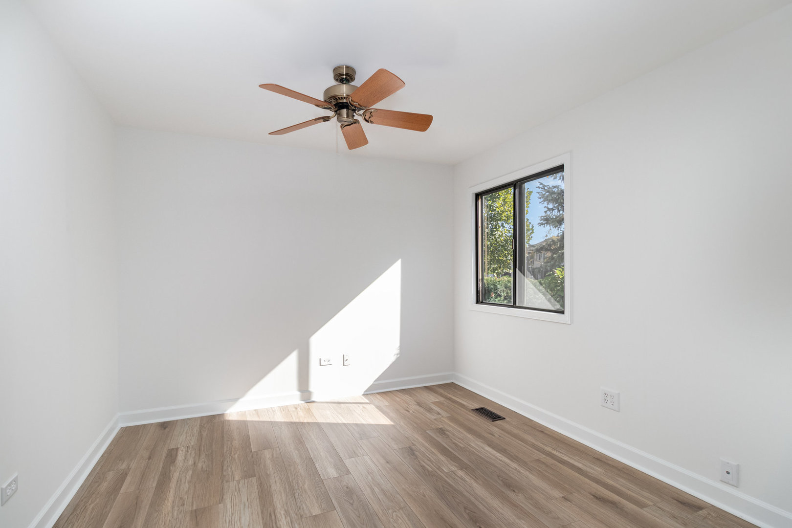 1467 Fairlane Drive 1B