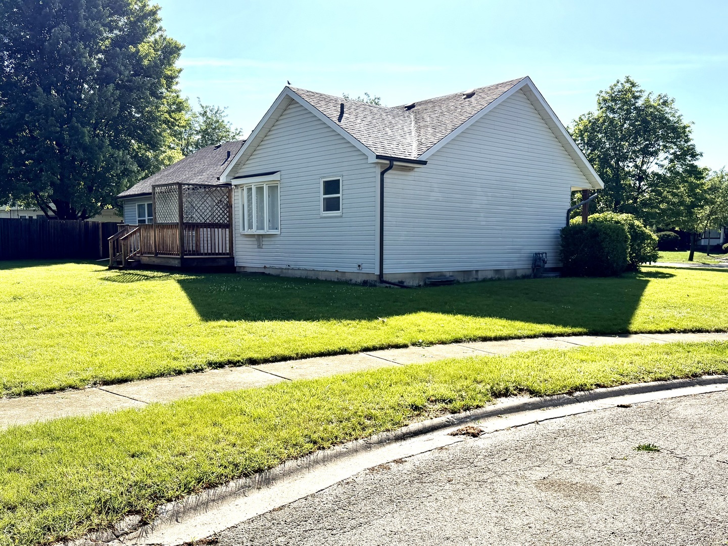 2337 Golfview Drive