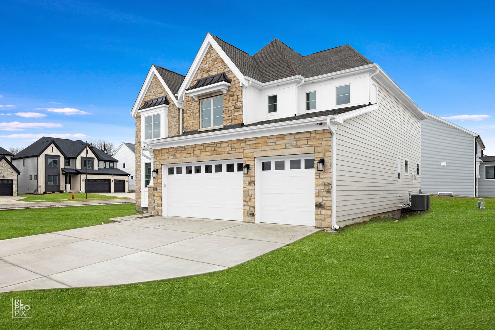 625 SCHOLTEN Drive