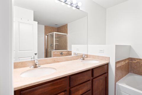 Tiny photo for 563 Grosvenor Lane, Aurora, IL 60504 (MLS # 12513228)