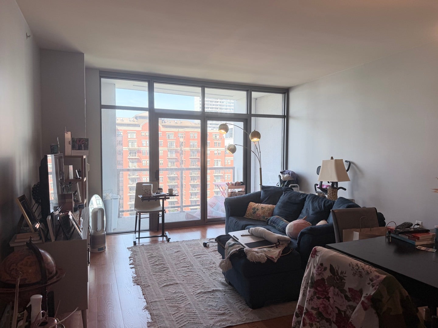 1235 S Prairie Avenue 1206