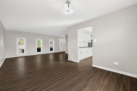 Tiny photo for 306 S Blackstone Avenue, Glenwood, IL 60425 (MLS # 12462521)