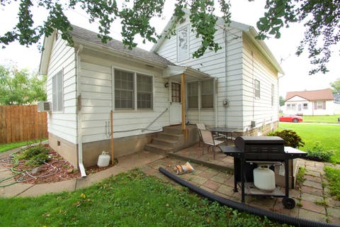 Tiny photo for 116 N THORNWOOD Avenue, Davenport, IA 52802 (MLS # 12729348)