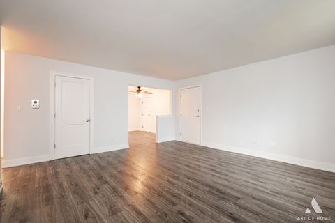 Tiny photo for 1003 ARGYLE Street #5A, Bensenville, IL 60106 (MLS # 12523433)