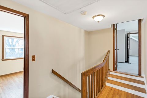 Tiny photo for 915 N Saratoga Drive, Palatine, IL 60074 (MLS # 12481820)