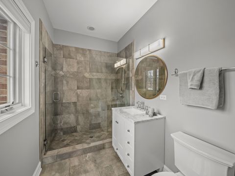 Tiny photo for 6732 N East Prairie Road, Lincolnwood, IL 60712 (MLS # 12532298)