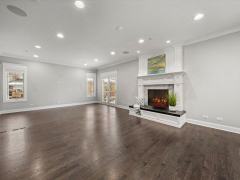 Tiny photo for 6732 N East Prairie Road, Lincolnwood, IL 60712 (MLS # 12532298)