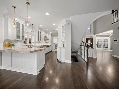 Tiny photo for 6732 N East Prairie Road, Lincolnwood, IL 60712 (MLS # 12532298)