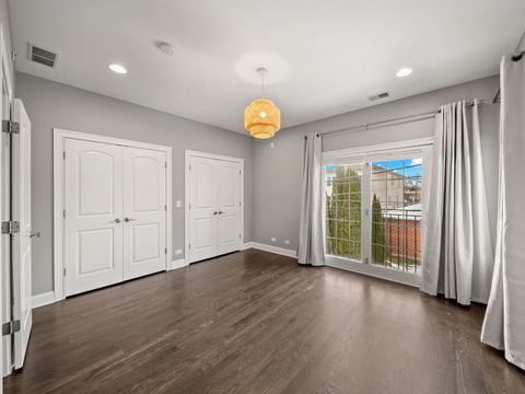 Tiny photo for 6732 N East Prairie Road, Lincolnwood, IL 60712 (MLS # 12532298)