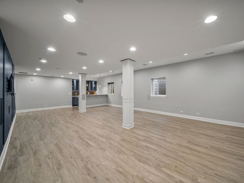 Tiny photo for 6732 N East Prairie Road, Lincolnwood, IL 60712 (MLS # 12532298)