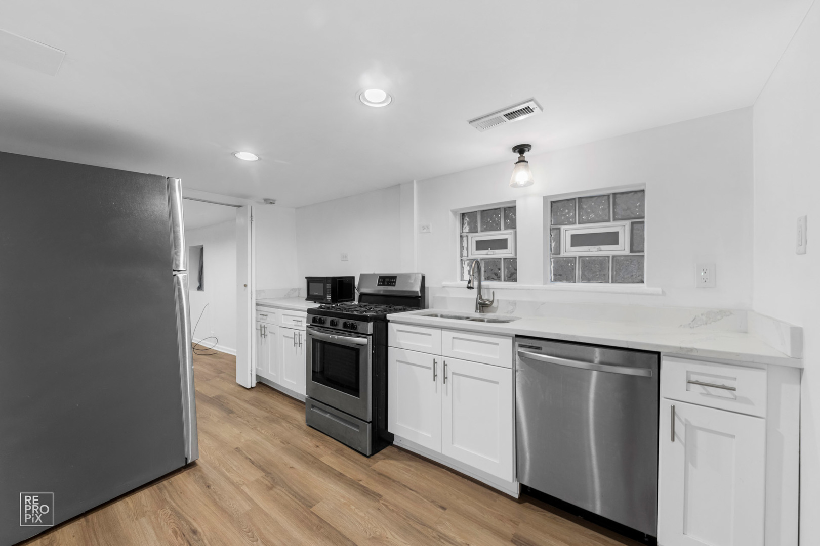 3414 N Damen Avenue BSMT